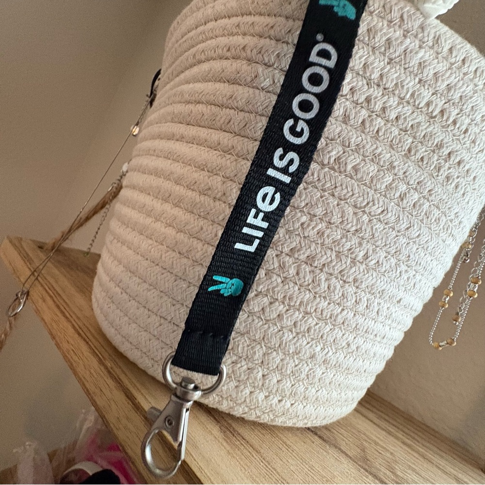 black “Life is Good” lanyard (peace sign detail) teacher, work, nurse. Positive